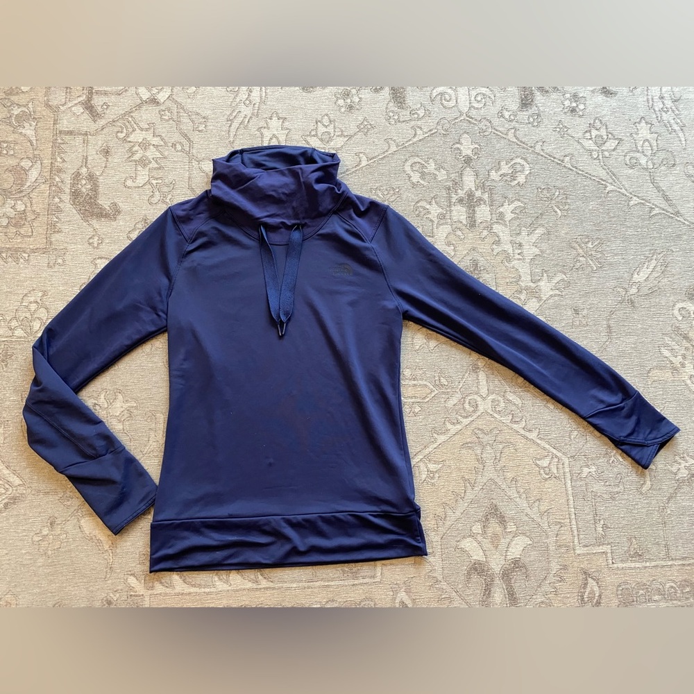 Women’s Northface Turtleneck Pullover